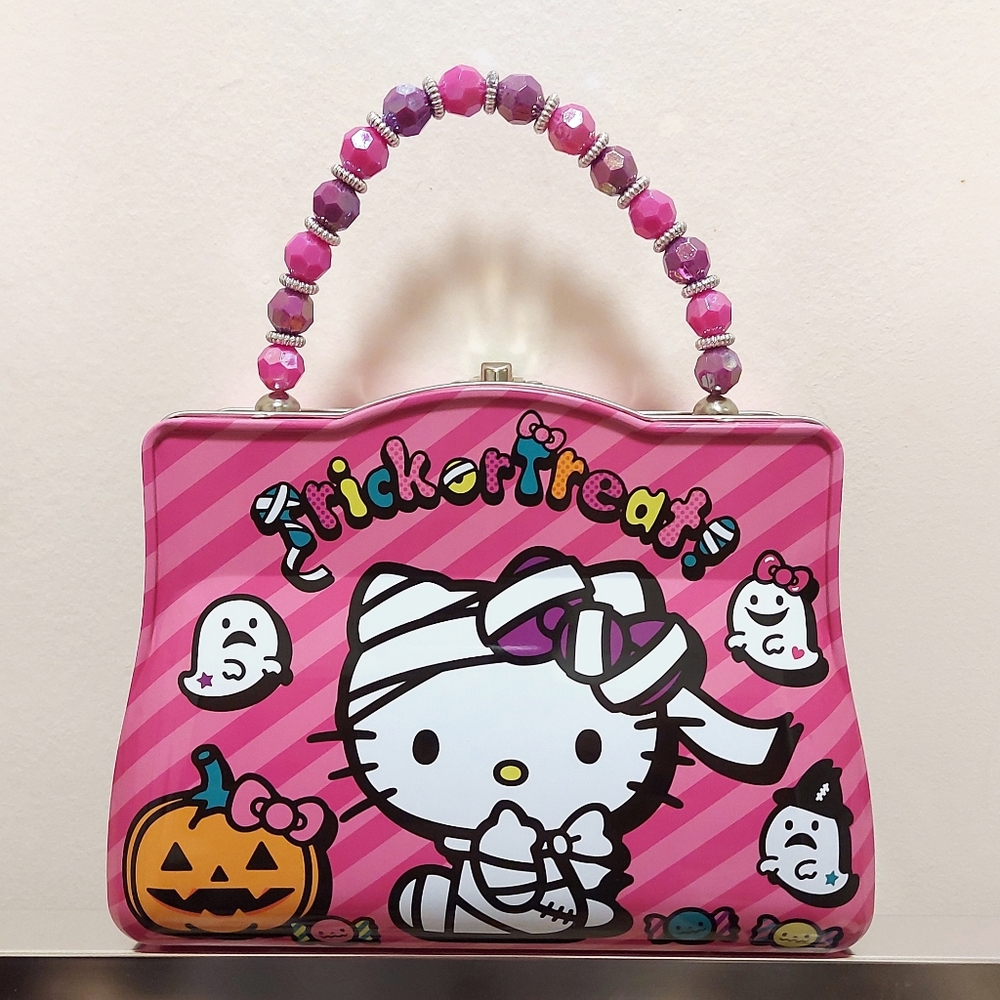 Hello Kitty Halloween CVS Tin Bag NWT - Picture 1 of 5